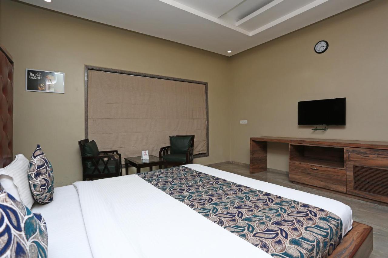 โอโย 10226 โฮเต็ล สุริยา พาเลซ Hotel Bhilai ภายนอก รูปภาพ