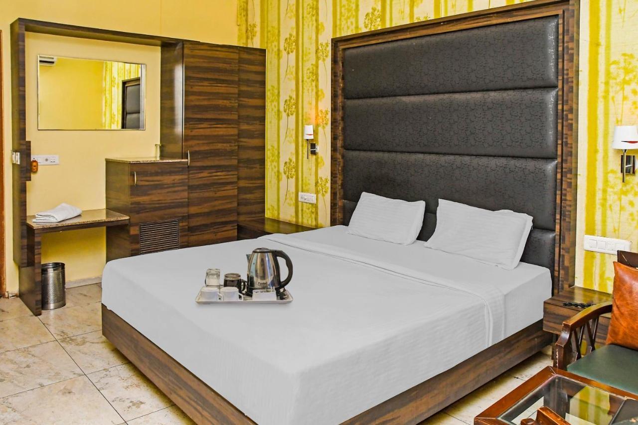 โอโย 10226 โฮเต็ล สุริยา พาเลซ Hotel Bhilai ภายนอก รูปภาพ
