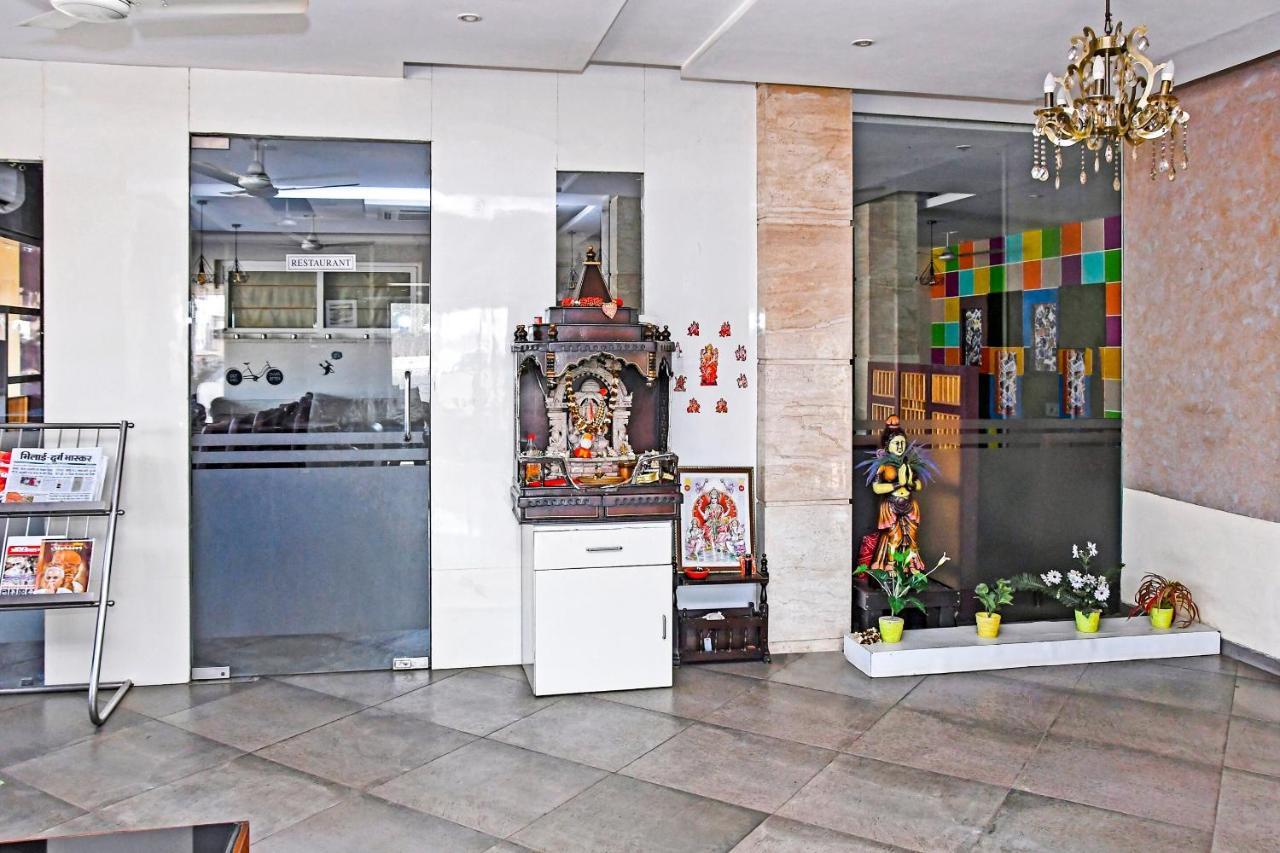โอโย 10226 โฮเต็ล สุริยา พาเลซ Hotel Bhilai ภายนอก รูปภาพ